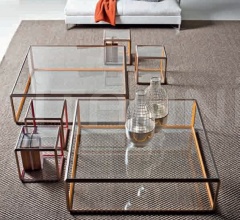 Столик 45°/TAVOLINO фабрика Molteni & C