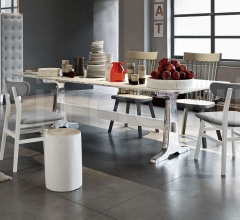 Стол обеденный Brick 133/134 фабрика Gervasoni