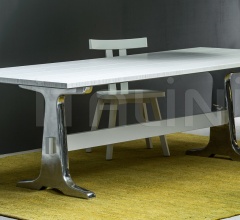 Стол обеденный Brick 133/134 фабрика Gervasoni