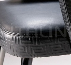 Стул с подлокотниками Moon Стул с подлокотниками Moon фабрика Versace Home