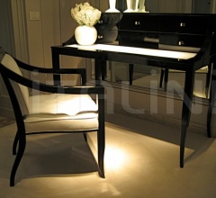 Письменный стол SHADOW Письменный стол SHADOW фабрика Versace Home