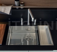 Итальянские Кухни с барной стойкой - Кухня Phoenix Итальянские Кухни с барной стойкой - Кухня Phoenix фабрика Varenna Poliform