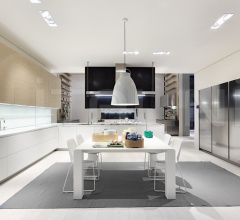 Итальянские Кухни с барной стойкой - Кухня Twelve Итальянские Кухни с барной стойкой - Кухня Twelve фабрика Varenna Poliform