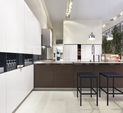 Итальянские Кухни с островом - Кухня My Planet фабрика Varenna Poliform