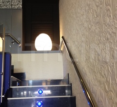 Итальянские Настольные светильники - Настольный светильник MUNEGA LT Итальянские Настольные светильники - Настольный светильник MUNEGA LT фабрика Vistosi