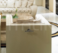 Кресло Evelake Capitonne фабрика IPE Cavalli (Visionnaire)