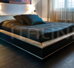 Итальянские Кровати - Кровать Midnight фабрика IPE Cavalli (Visionnaire)