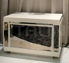 Итальянские Спальни - Тумбочка Florie фабрика IPE Cavalli (Visionnaire)