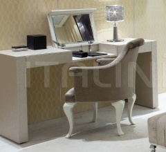 Туалетный столик Margot Туалетный столик Margot фабрика IPE Cavalli (Visionnaire)