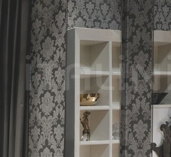 Настенное зеркало Hennin Настенное зеркало Hennin фабрика IPE Cavalli (Visionnaire)