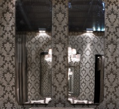 Настенное зеркало Hennin Настенное зеркало Hennin фабрика IPE Cavalli (Visionnaire)