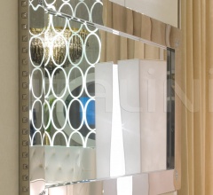 Настенное зеркало Quicksilver Настенное зеркало Quicksilver фабрика IPE Cavalli (Visionnaire)