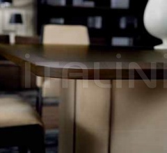 Стол обеденный Byron фабрика Smania