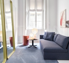 Итальянские Предметы интерьера - Настенное зеркало BIRK Итальянские Предметы интерьера - Настенное зеркало BIRK фабрика Meridiani