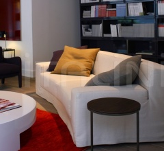 Диван FRIEMAN GHOST фабрика Meridiani