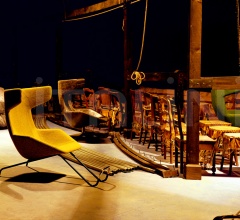 Итальянские Кресла - Кресло Take a Line For a Walk фабрика Moroso