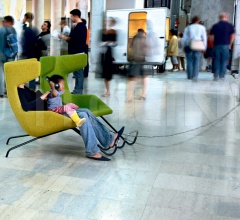 Итальянские Кресла - Кресло Take a Line For a Walk фабрика Moroso