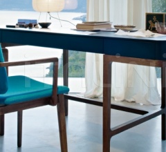 Итальянские Письменные столы - Письменный стол Victor Итальянские Письменные столы - Письменный стол Victor фабрика Lema