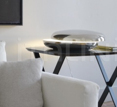 Настольный светильник LOOP Настольный светильник LOOP фабрика FontanaArte