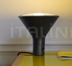 Настольный светильник YUPIK Настольный светильник YUPIK фабрика FontanaArte