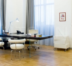 Стол обеденный Air table фабрика Lago