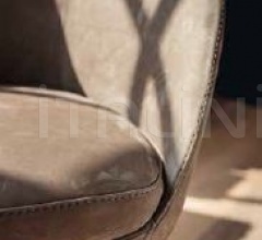 Стул с подлокотниками 430 Opera фабрика Vibieffe