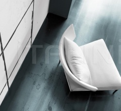 Кресло Abbraccio фабрика Erba Italia