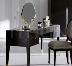 Туалетное зеркало ORNELLA фабрика Opera Contemporary