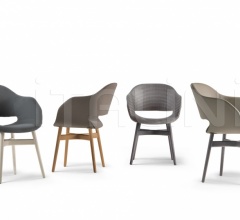 Стул с подлокотниками Charme Стул с подлокотниками Charme фабрика Busnelli (закрыта)