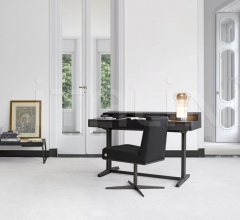 Итальянские Письменные столы - Письменный стол Florence Итальянские Письменные столы - Письменный стол Florence фабрика Busnelli (закрыта)