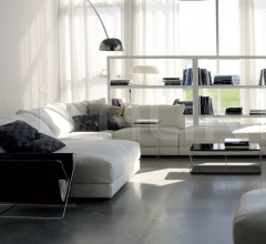 Столик Pix Столик Pix фабрика Swan