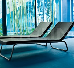 Шезлонг Design Chaise Longue Time Out фабрика Serralunga