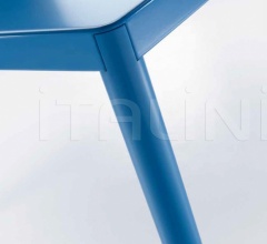 Стол обеденный Robin Стол обеденный Robin фабрика Mdf Italia