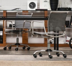 Итальянские Кабинет - Офисное кресло AIR RACE фабрика Calligaris