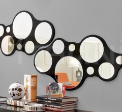 Итальянские Предметы интерьера - Настенное зеркало BUBBLES Итальянские Предметы интерьера - Настенное зеркало BUBBLES фабрика Calligaris