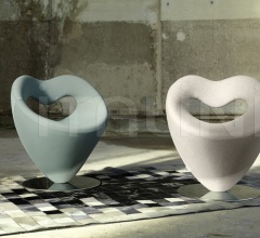 Кресло LOV фабрика Domingo Salotti