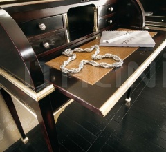 Секретер 21.43 F32 Секретер 21.43 F32 фабрика Tosato