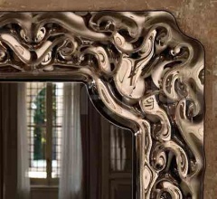 Настенное зеркало New Baroque Настенное зеркало New Baroque фабрика Fiam