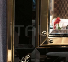 Итальянские Предметы интерьера - Настенное зеркало Windsor Итальянские Предметы интерьера - Настенное зеркало Windsor фабрика IPE Cavalli (Visionnaire)