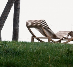 Шезлонг 522 TOKYO CHAISE LONGUE Шезлонг 522 TOKYO CHAISE LONGUE фабрика Cassina
