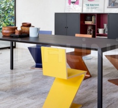 Итальянские Столы обеденные - Стол обеденный 195 NAAN фабрика Cassina