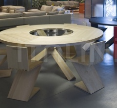 Итальянские Столы обеденные - Круглый стол 456 PANTHEON фабрика Cassina