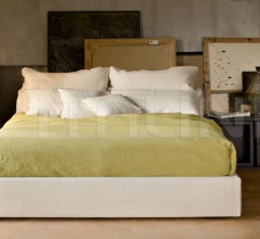 Кровать L33/L34 MEX-MEX C Кровать L33/L34 MEX-MEX C фабрика Cassina