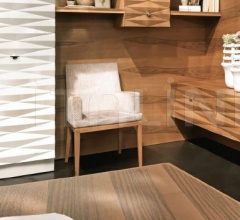 Стул с подлокотниками 91.7046 фабрика Bamax