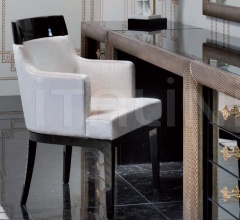 Стул с подлокотниками MAGENTA фабрика Saint Babila