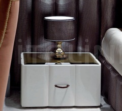 Тумбочка MONFORTE Тумбочка MONFORTE фабрика Saint Babila