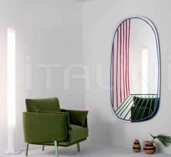 Итальянские Предметы интерьера - Настенное зеркало New Perspective Mirror Итальянские Предметы интерьера - Настенное зеркало New Perspective Mirror фабрика Bonaldo