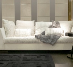 Тумбочка Ballet Тумбочка Ballet фабрика Fendi Casa