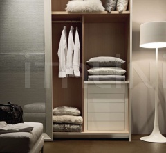 Шкаф гардеробный 10011/s Шкаф гардеробный 10011/s фабрика Signorini & Coco