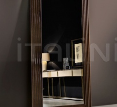 Напольное зеркало TAO 00035 Напольное зеркало TAO 00035 фабрика Signorini & Coco